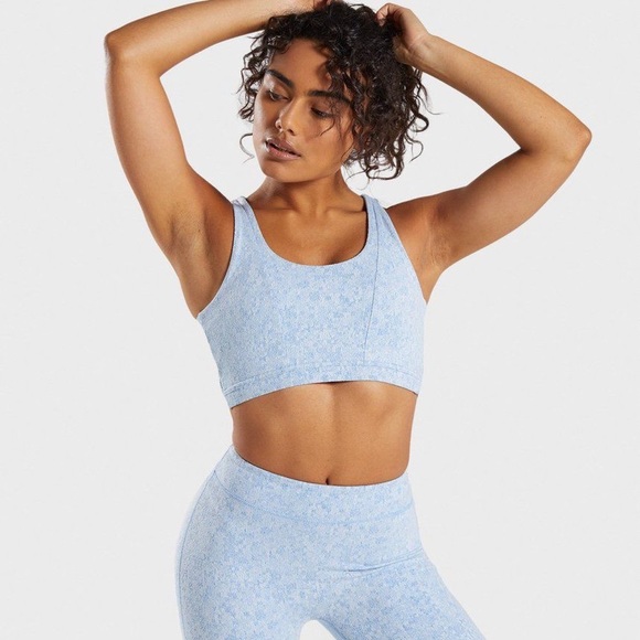 Gymshark Pants - XS Gymshark Fleur leggings and XS sports bra
